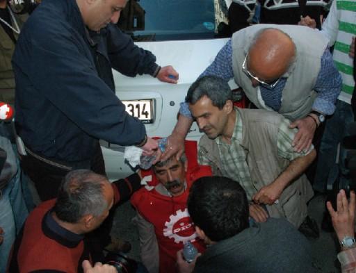 İstanbul'da 1 MAYIS olayları - Resim 17