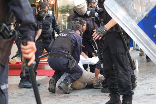 Ensonhaber  1 Mayıs Olay görüntüler - Resim 159