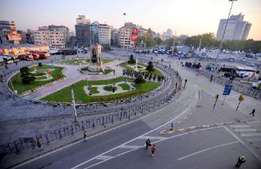 İstanbul'da 1 MAYIS olayları - Resim 4