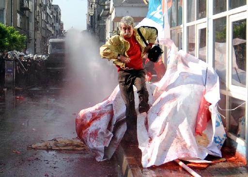İstanbul'da 1 MAYIS olayları - Resim 2