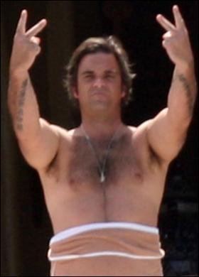 Robbie Williams fena sobelendi - Resim 7