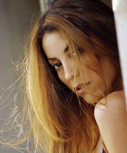 Yuva yıkan kadınlar