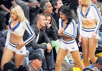 Beckham, Victoria'nın markajında - Resim 10