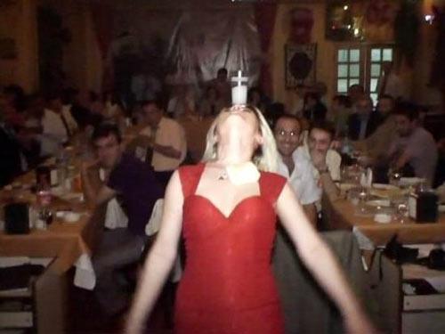 AKP'nin içkili eğlencesi