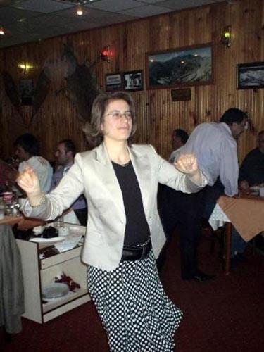 AKP'nin içkili eğlencesi