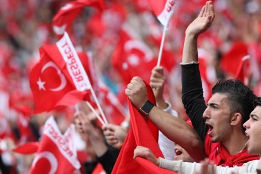 Türkiye Portekiz maçı - Resim 86