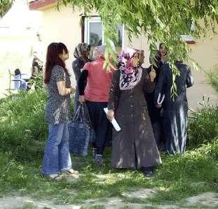 Okul kapısında sinir krizi - Resim 8