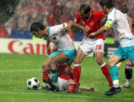 İsviçre-1 Türkiye-2 - Resim 63