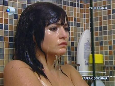 Ferhunde yatağa girdi - Resim 7