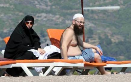 CÜBBELİ Ahmet Hoca'nın tatil keyfi - Resim 7