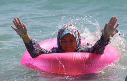 CÜBBELİ Ahmet Hoca'nın tatil keyfi - Resim 5