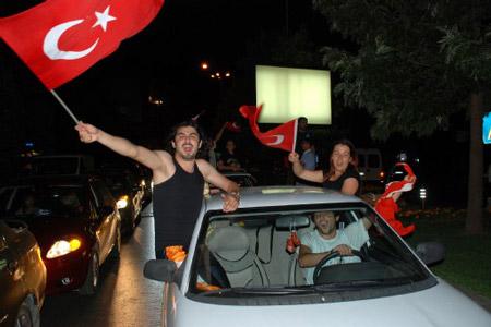 Tüm yurt KIRMIZI BEYAZ - Resim 16