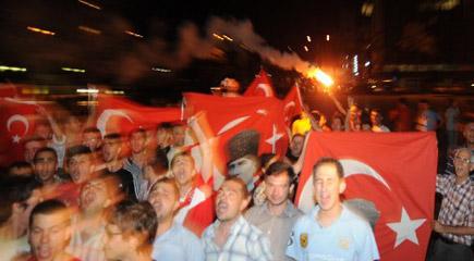 Tüm yurt KIRMIZI BEYAZ - Resim 40