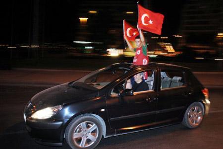 Tüm yurt KIRMIZI BEYAZ - Resim 20