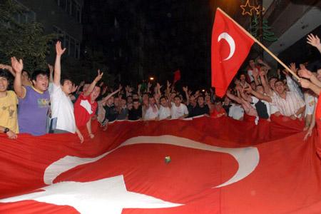 Tüm yurt KIRMIZI BEYAZ - Resim 31