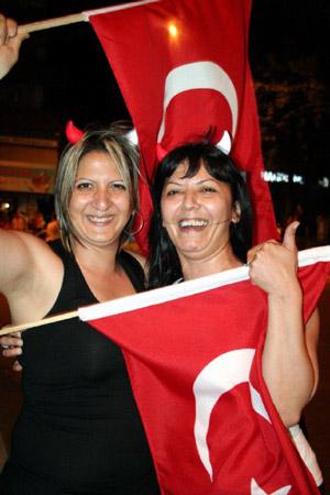 Tüm yurt KIRMIZI BEYAZ - Resim 10