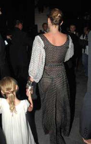 Kate Moss'un Taksim eğlencesi - Resim 13