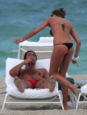 Buffon'un eşi göçmen çıktı - Resim 16