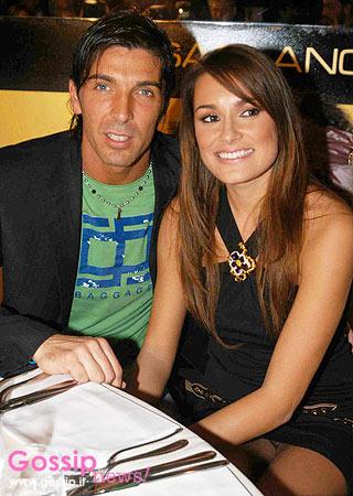 Buffon'un eşi göçmen çıktı - Resim 18
