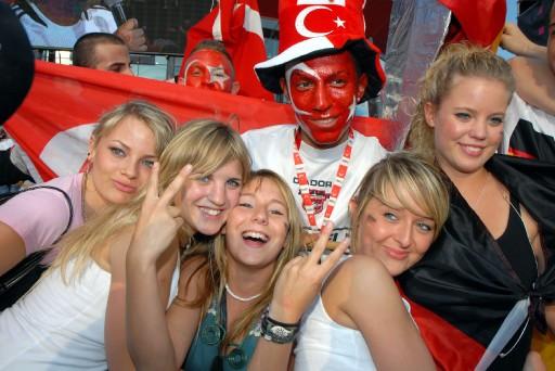 Türkiye Almanya Yarı Final maçı - Resim 164