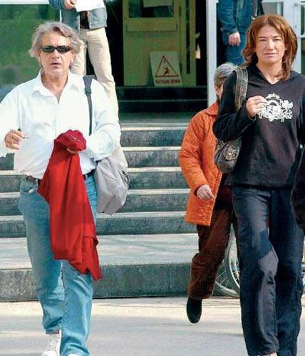 Önce çocuk sonra nikah diyen ünlüler - Resim 3