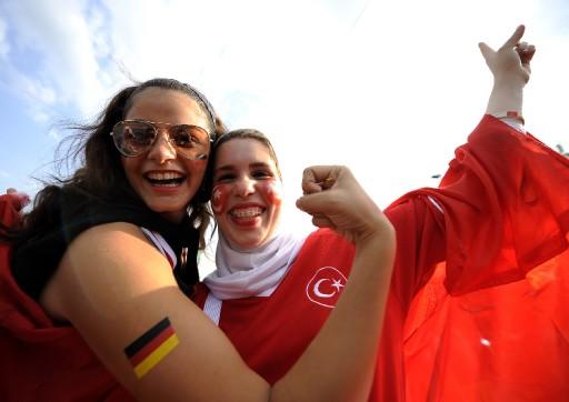 Türkiye Almanya Yarı Final maçı - Resim 99