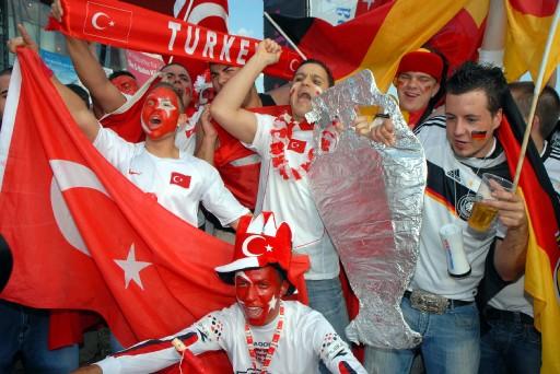 Türkiye Almanya Yarı Final maçı - Resim 178