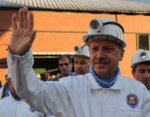 Maden ocağında ilk Başbakan - Resim 29