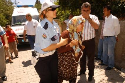 İstanbul'da polise silahlı saldırı  - Resim 16