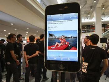iPhone satış çılgınlığı başladı - Resim 2