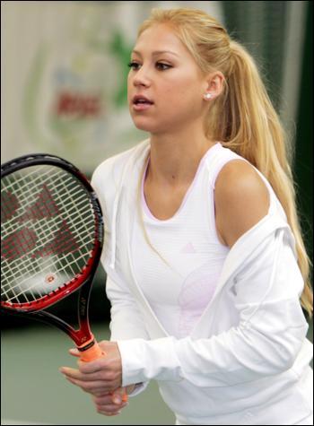 Süper minisi Kournikova'yı zorladı - Resim 12