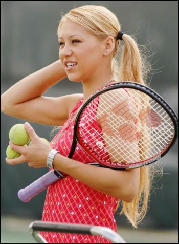 Süper minisi Kournikova'yı zorladı - Resim 8
