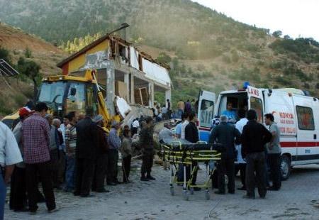 Konya'da Kur'an kursu çöktü - Resim 14