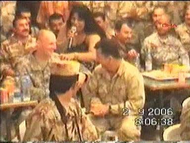 Saddam'ın sarayında alem - Resim 25