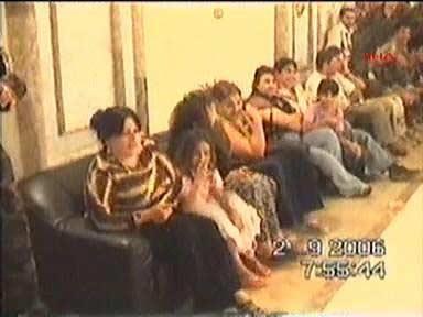 Saddam'ın sarayında alem - Resim 3