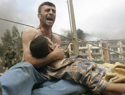 Savaşın vahşi yüzünden kareler