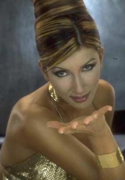 Hande Yener'in inanılmaz değişimi - Resim 9