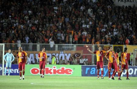 Galatasaray-Steaua Bükreş maçı - Resim 35