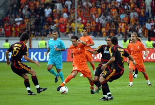 Galatasaray Süper Kupa'yı kaldırdı - Resim 11