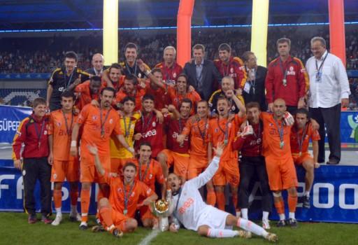 Galatasaray Süper Kupa'yı kaldırdı - Resim 10