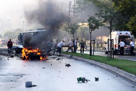 İzmir'de bombalı saldırı - Resim 13