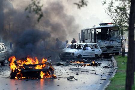 İzmir'de bombalı saldırı - Resim 15
