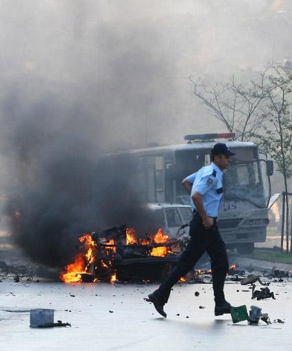 İzmir'de bombalı saldırı - Resim 10