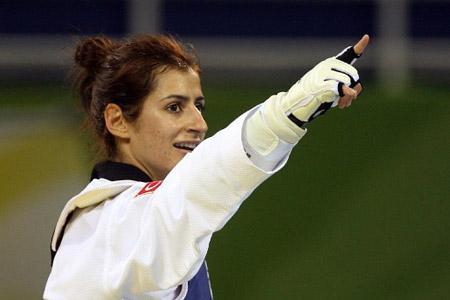 Azize Tanrıkulu finalde