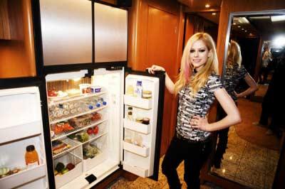 Rock prensesi Avril Lavigne - Resim 12