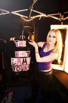 Rock prensesi Avril Lavigne - Resim 15