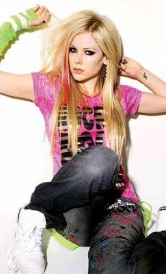 Rock prensesi Avril Lavigne - Resim 26