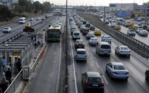 Metrobüs İstanbul'a nefes aldırdı - Resim 5