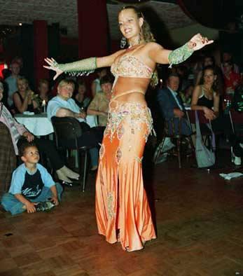Hollandalı oryantal Türk dansözlere çattı - Resim 17