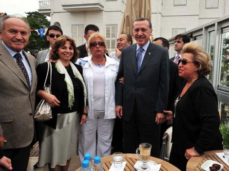 Erdoğan'ın kulağına ne fısıldadı - Resim 2